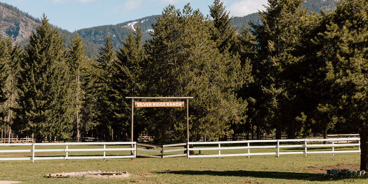 Lodge - Gate Slide